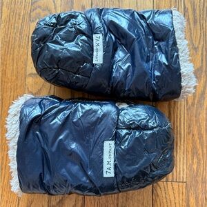7 AM enfant hand warmer muffs